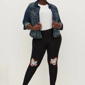 Torrid Cheetah Knee Leggings